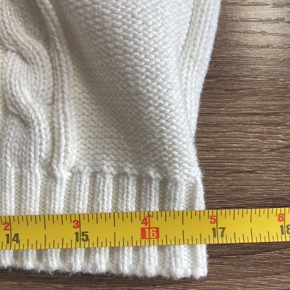 Women’s Vintage Liz Sport White Knit Vest w/ Embroidered Flowers Size Medium - Picture 7 of 11